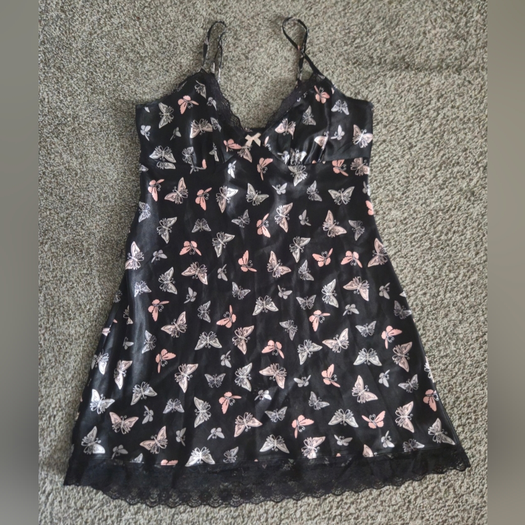 Apt. 9 Satin Butterfly Print Camisole Slip Size Medium Nwot